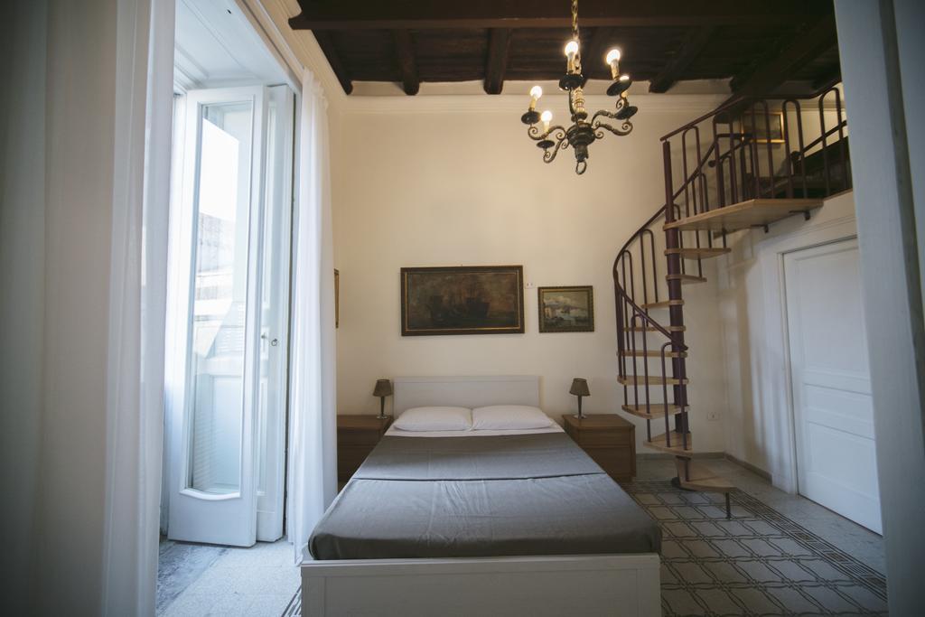 Area Angioina Suites Napoli Dış mekan fotoğraf